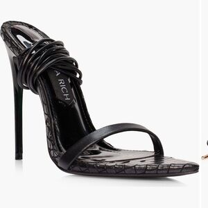 JESSICA RICH Ankle Strap Sandal